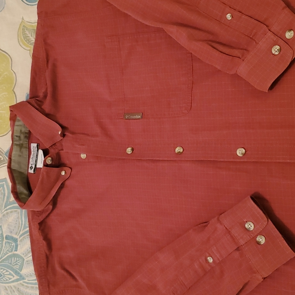 Columbia XL, Long sleeve Rust colored shirt
